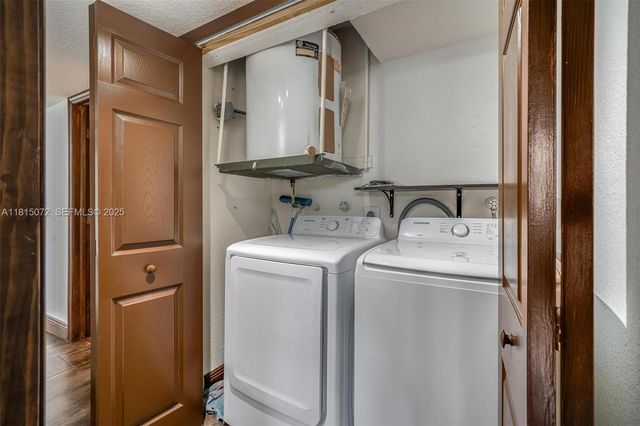 106 Lake Emerald Drive 210, Oakland Park, FL 33309