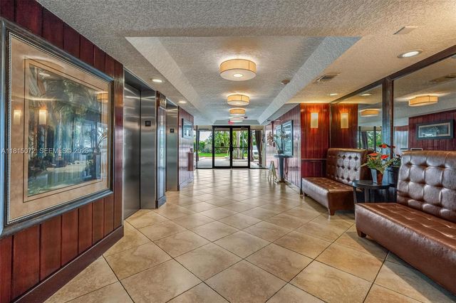 106 Lake Emerald Drive 210, Oakland Park, FL 33309