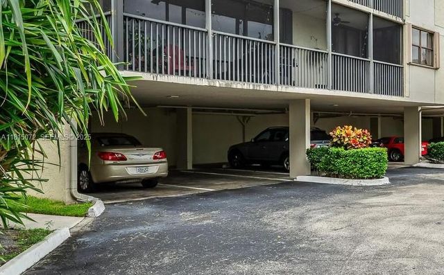 106 Lake Emerald Drive 210, Oakland Park, FL 33309