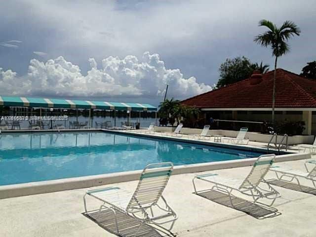 106 Lake Emerald Drive 210, Oakland Park, FL 33309