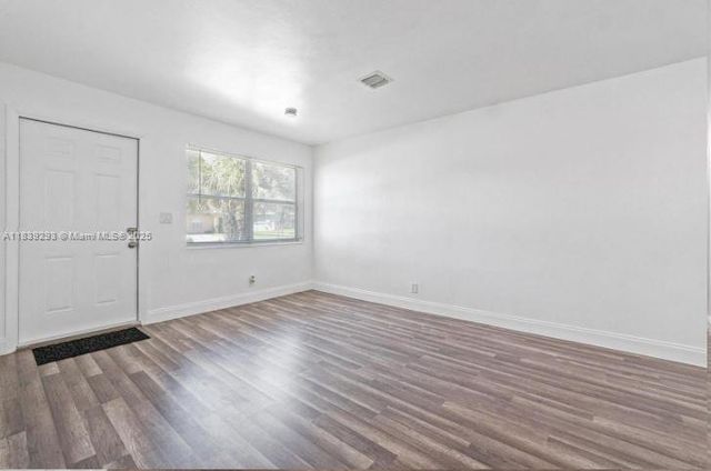 1040 NW 23rd Ter, Fort Lauderdale, FL 33311