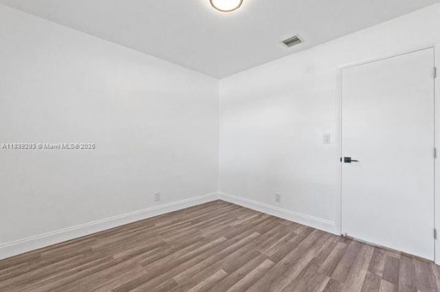1040 NW 23rd Ter, Fort Lauderdale, FL 33311