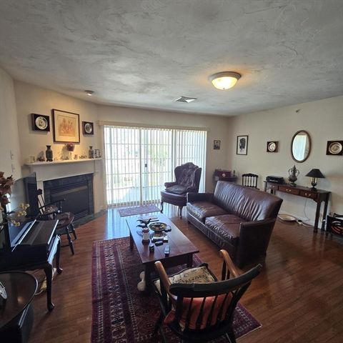 521 Hampton Way 521, Abington, MA 02351