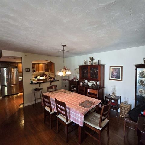 521 Hampton Way 521, Abington, MA 02351