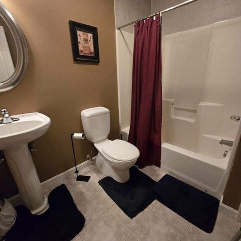 521 Hampton Way 521, Abington, MA 02351