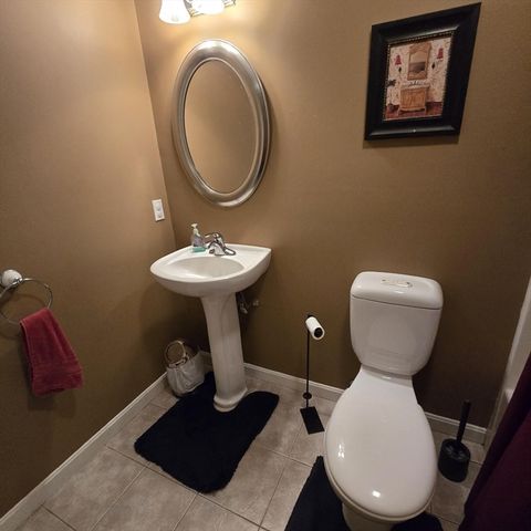 521 Hampton Way 521, Abington, MA 02351