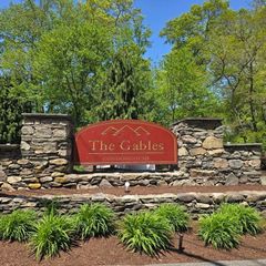521 Hampton Way 521, Abington, MA 02351