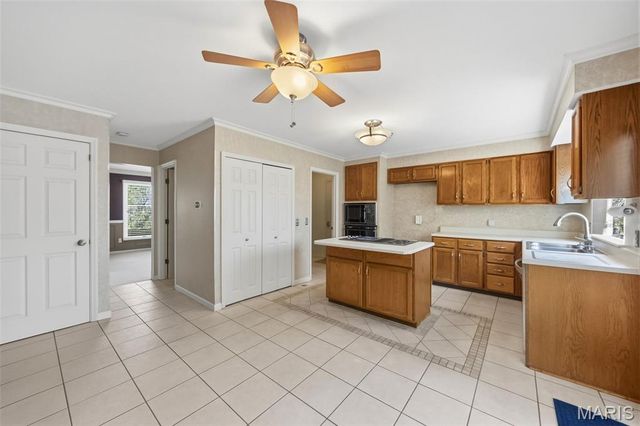 1823 York Ridge Court, Chesterfield, MO 63017