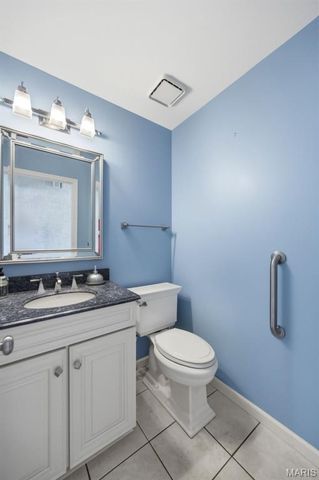 1823 York Ridge Court, Chesterfield, MO 63017