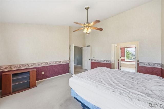 1823 York Ridge Court, Chesterfield, MO 63017