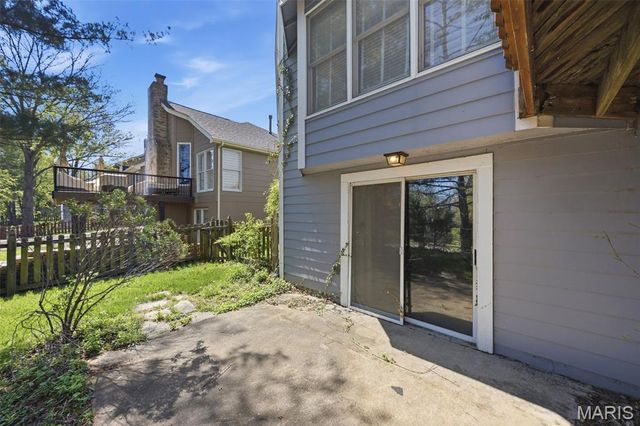 1823 York Ridge Court, Chesterfield, MO 63017