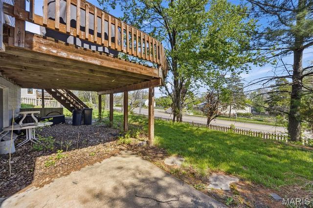 1823 York Ridge Court, Chesterfield, MO 63017