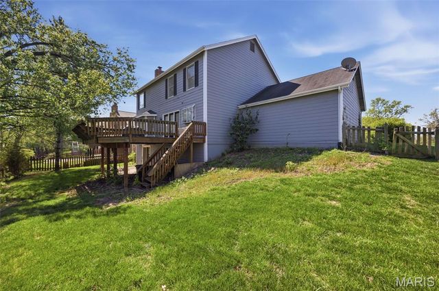 1823 York Ridge Court, Chesterfield, MO 63017