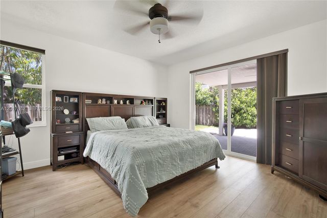 10851 London St, Cooper City, FL 33026