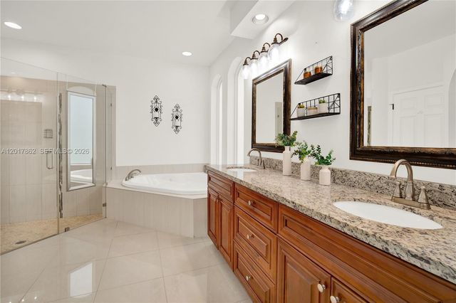 10851 London St, Cooper City, FL 33026