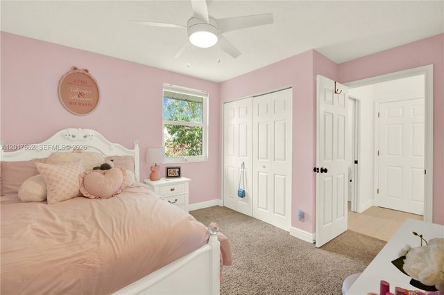 10851 London St, Cooper City, FL 33026