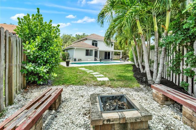 10851 London St, Cooper City, FL 33026