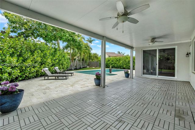 10851 London St, Cooper City, FL 33026