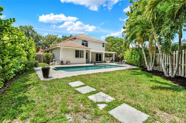 10851 London St, Cooper City, FL 33026