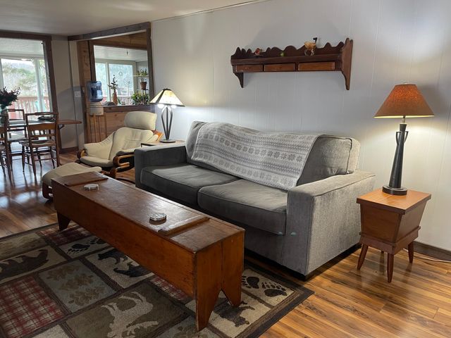 136 Cook Rd, Forsyth, MO 65653