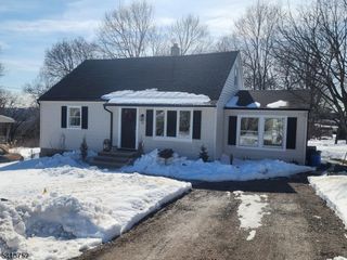 28 School St, North Haledon Boro, NJ 07508