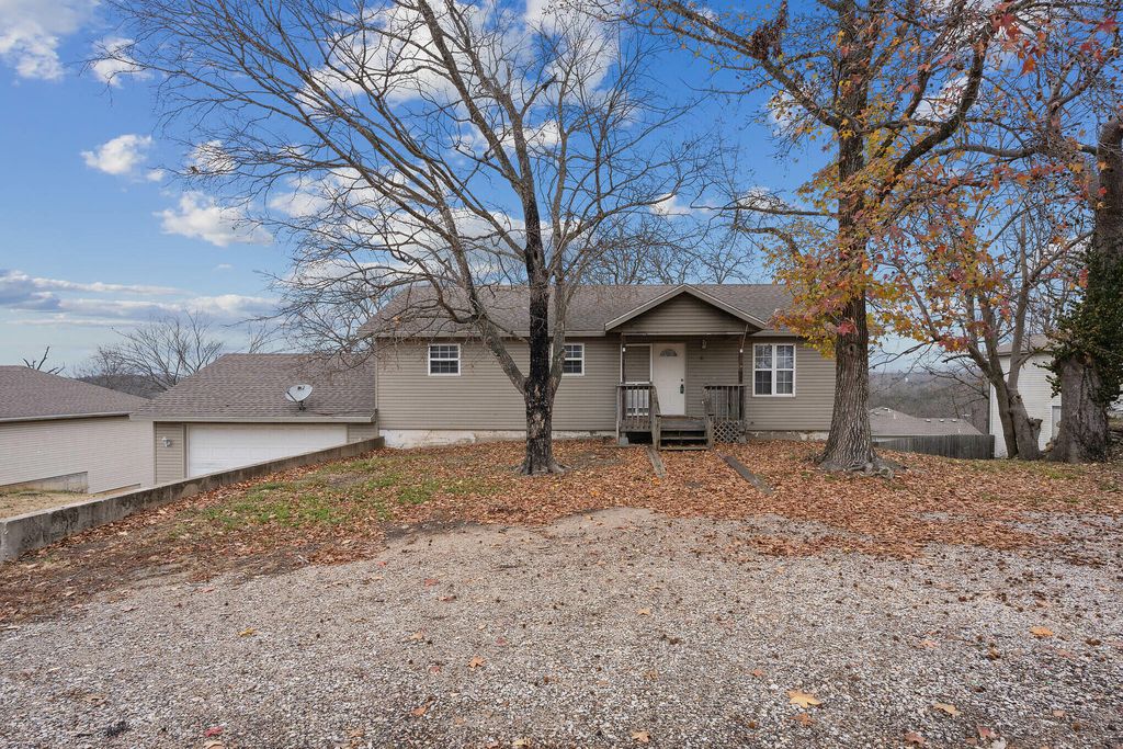 41 Clear Cove Drive, Reeds Spring, MO 65737