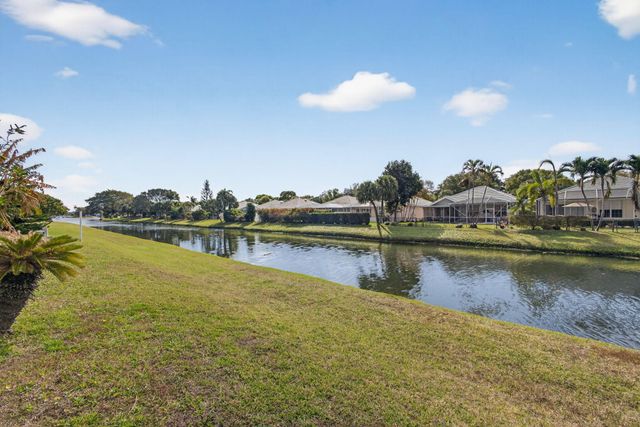 3646 Cypress Street, Palm Beach Gardens, FL 33410