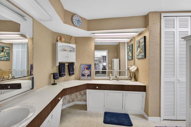 3646 Cypress Street, Palm Beach Gardens, FL 33410