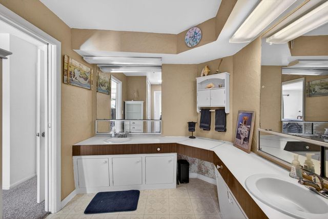 3646 Cypress Street, Palm Beach Gardens, FL 33410