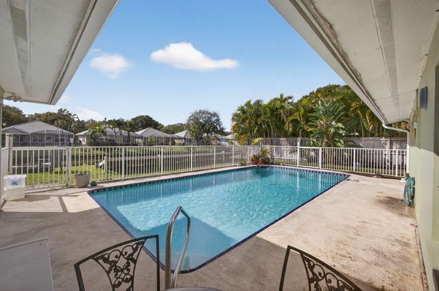 3646 Cypress Street, Palm Beach Gardens, FL 33410