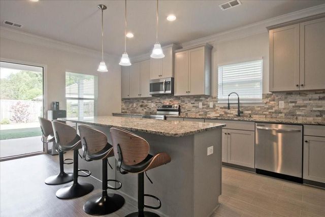 62 Flower Petal Way, Dacula, GA 30019