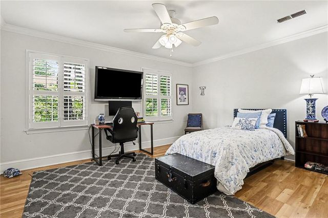 5217 Glenridge Drive NE, Atlanta, GA 30342