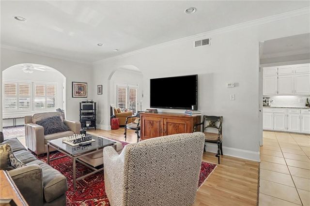 5217 Glenridge Drive NE, Atlanta, GA 30342