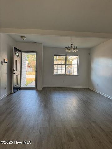 3016 E Windgate Court, Jacksonville, NC 28546