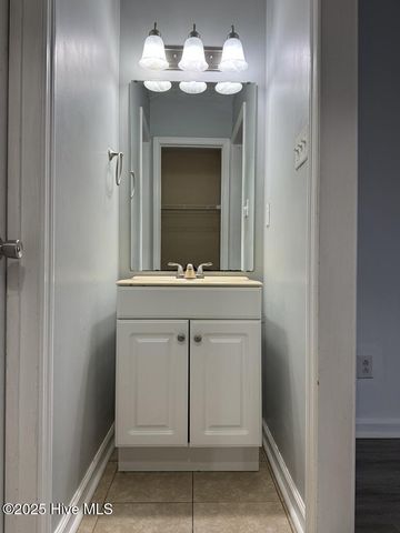 3016 E Windgate Court, Jacksonville, NC 28546