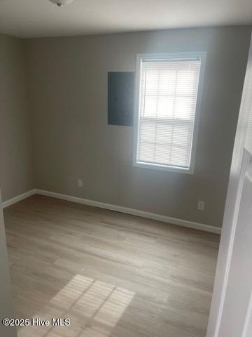 607 E Main Street, Havelock, NC 28532