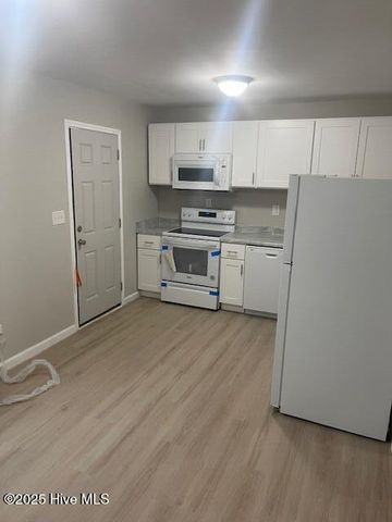 607 E Main Street, Havelock, NC 28532