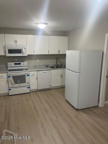 607 E Main Street, Havelock, NC 28532