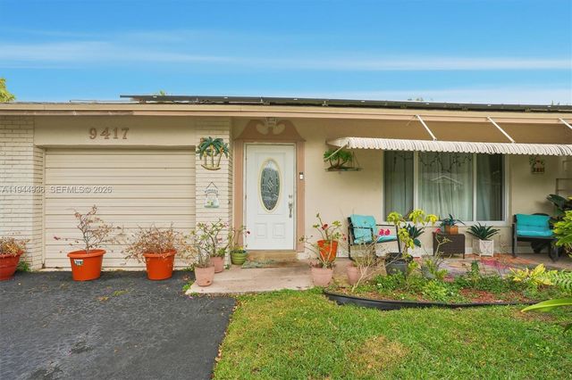 9417 NW 70th Pl, Tamarac, FL 33321