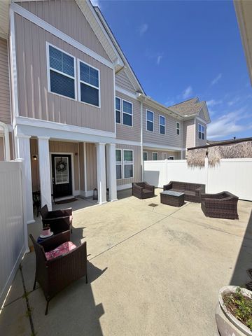720 Pickering Dr Unit C, Murrells Inlet, SC 29576