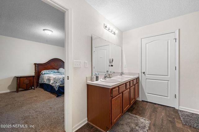 7143 COTTON BEND Court, Jacksonville, FL 32220