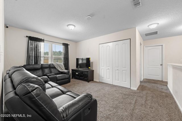 7143 COTTON BEND Court, Jacksonville, FL 32220