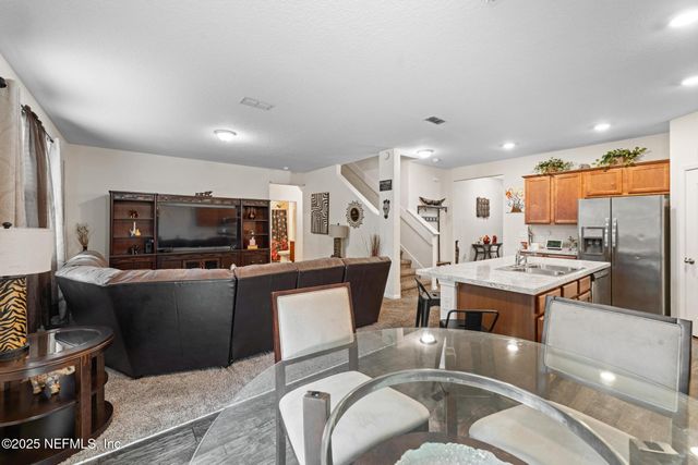 7143 COTTON BEND Court, Jacksonville, FL 32220