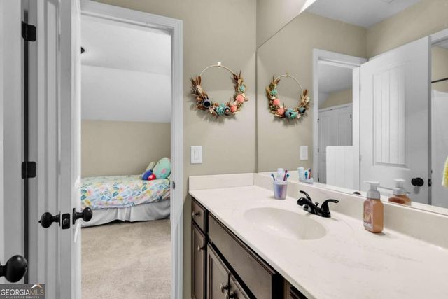 1095 Blankets Creek Drive, Canton, GA 30114