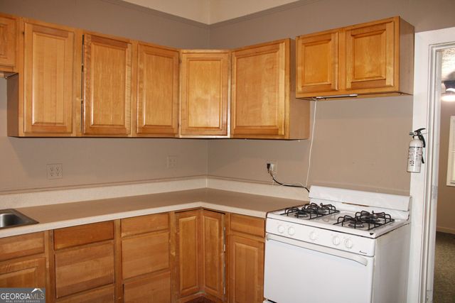 906 Callaway Avenue, Lagrange, GA 30240