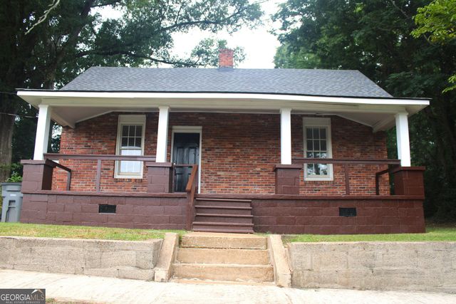 906 Callaway Avenue, Lagrange, GA 30240