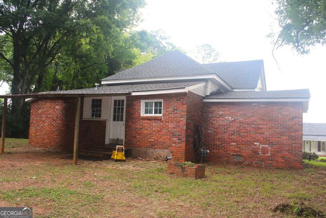 906 Callaway Avenue, Lagrange, GA 30240