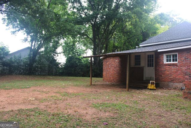 906 Callaway Avenue, Lagrange, GA 30240