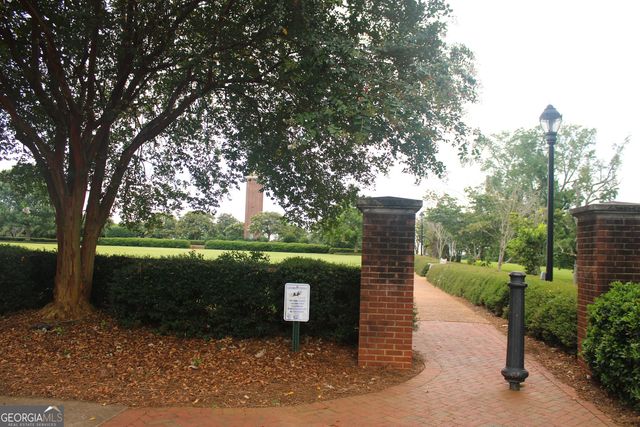 906 Callaway Avenue, Lagrange, GA 30240
