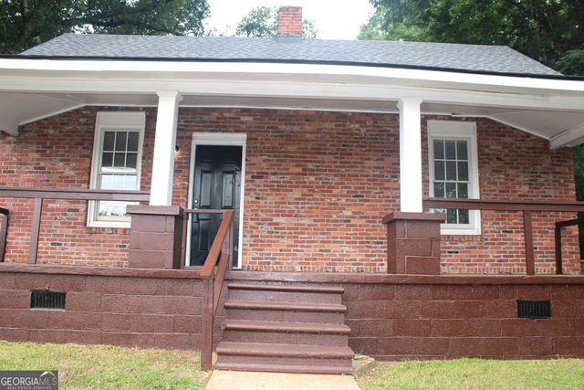 906 Callaway Avenue, Lagrange, GA 30240